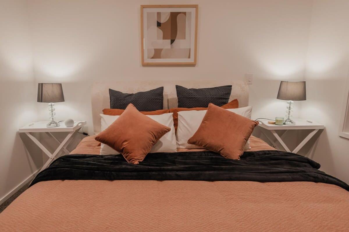 Casino Luxury Suite City Centre - Sleeps 5 Christchurch Exterior photo