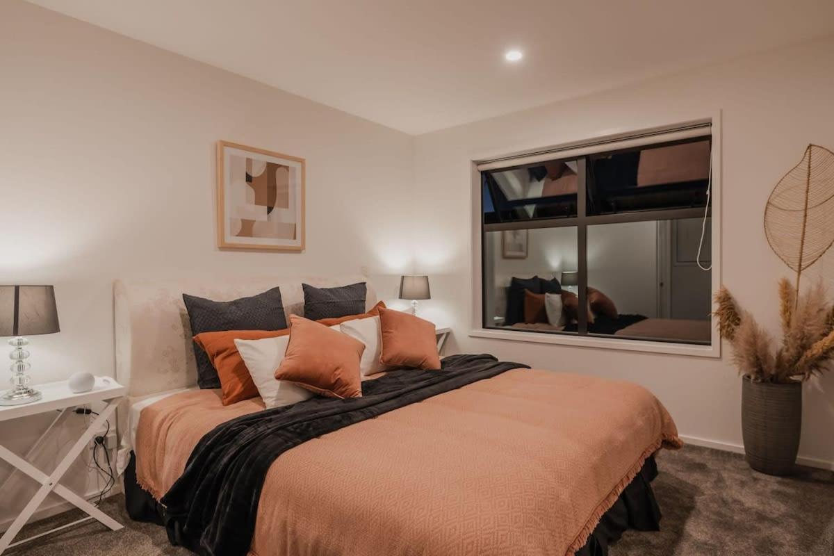 Casino Luxury Suite City Centre - Sleeps 5 Christchurch Exterior photo
