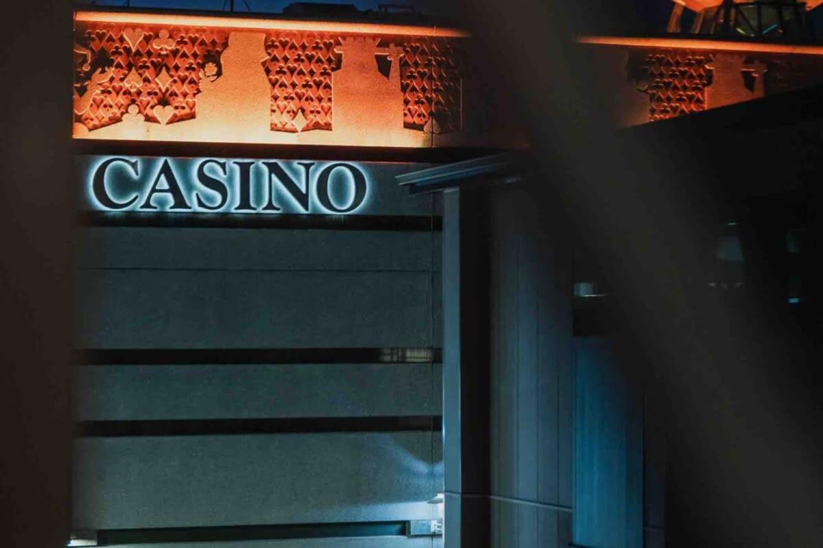 Casino Luxury Suite City Centre - Sleeps 5 Christchurch Exterior photo